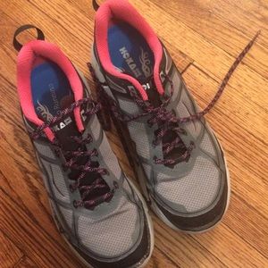 Hoka One women’s running shoes size 10 grey pink